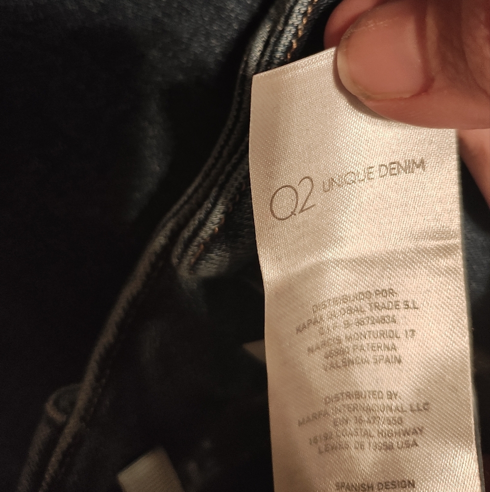 190. Marine Flare Jeans with Button Detailing - Picture 10 of 11